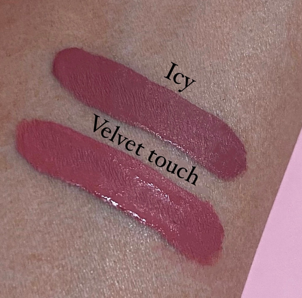 VELVET TOUCH MATTE LIPSTICK